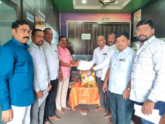 उमाजी नाईक जयंती साजरी करताना